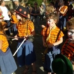 groupe de clowns jongleurs